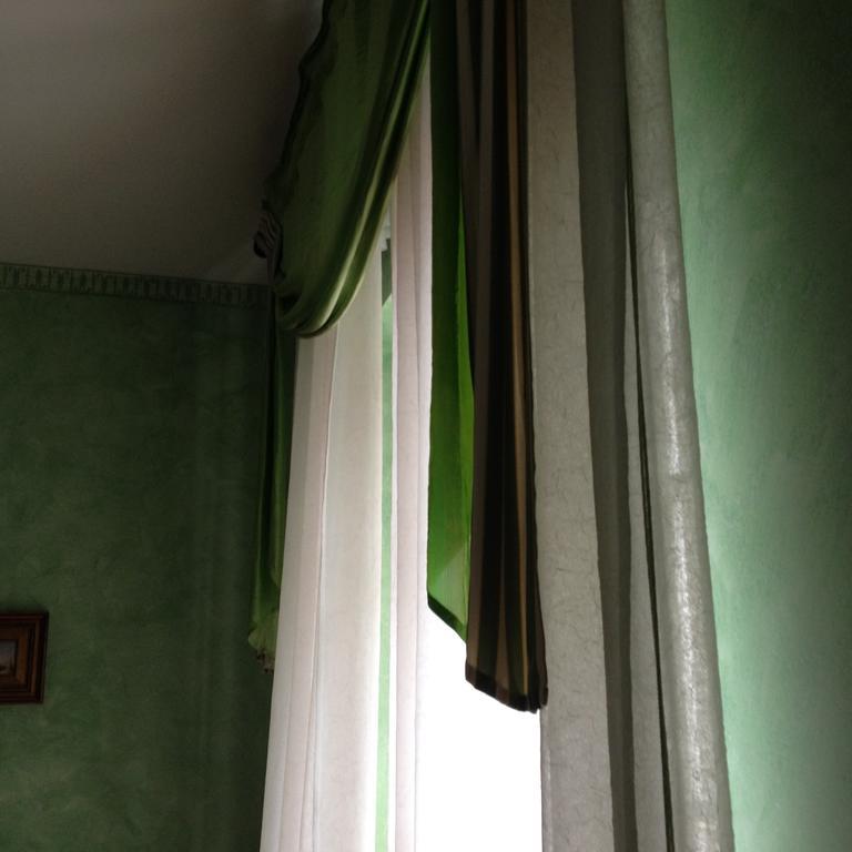 Beb Villa Aurora カルマニョーラ エクステリア 写真